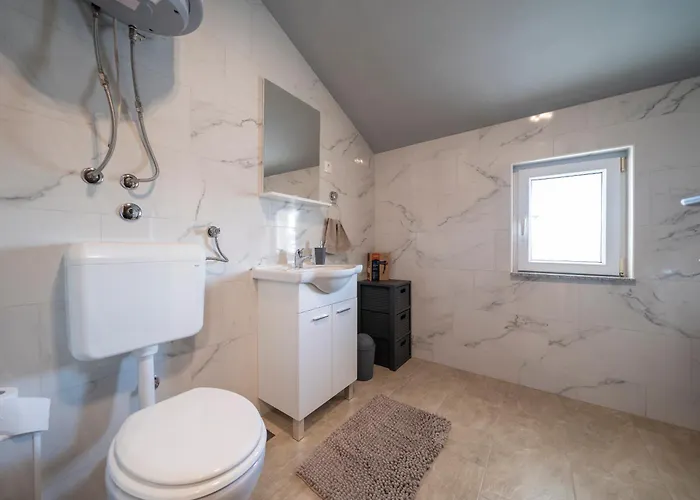 Juliana Gornji Karin